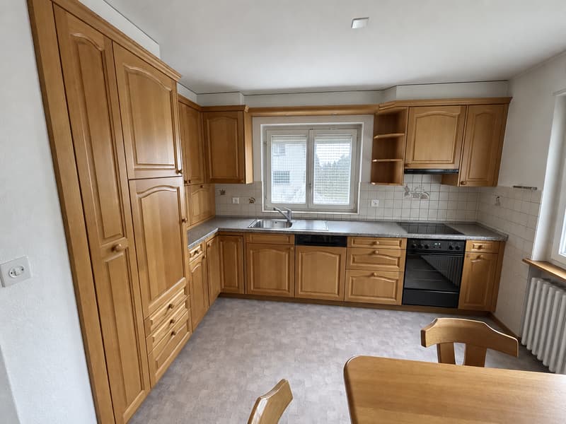 Ab 01.12.2026 Familienfreundliches 5-Zimmer-Haus mit Garten und überdachtem Sitzplatz in Erschwil (3)