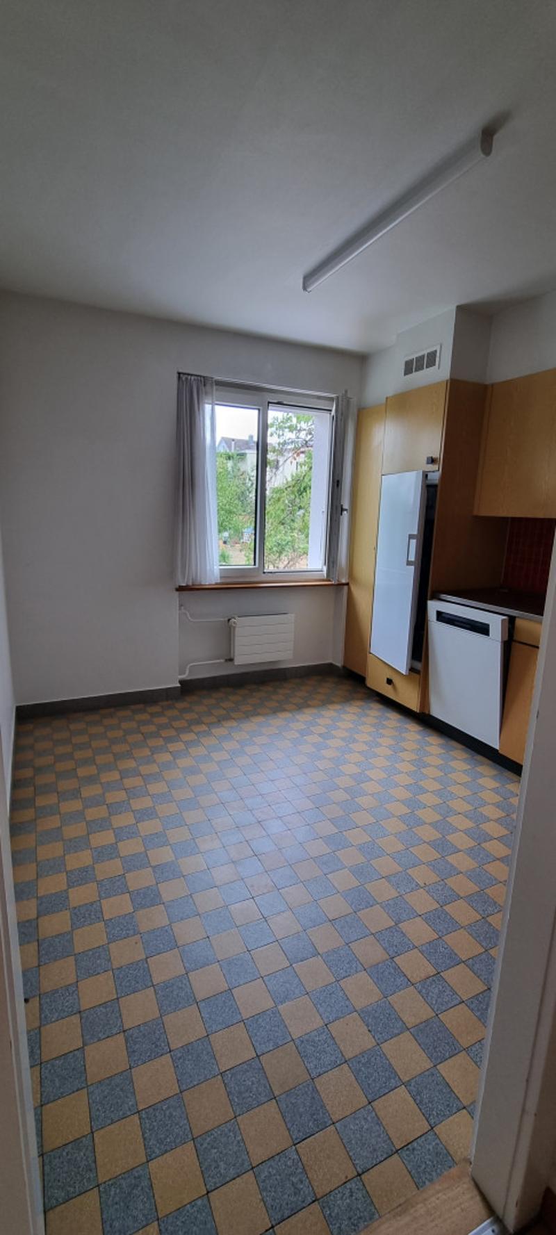 EINFAMILIENHAUS IN GüMLIGEN (2)