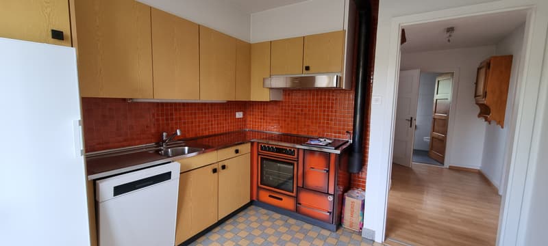 EINFAMILIENHAUS IN GüMLIGEN (3)
