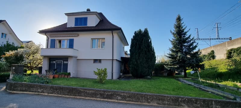 EINFAMILIENHAUS IN GüMLIGEN (1)