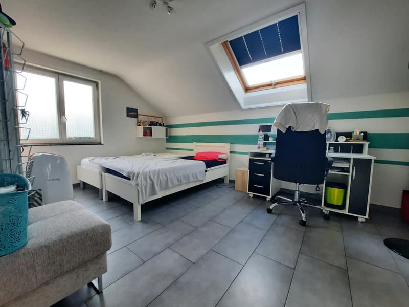RUHIGES FAMILIENHEIM IN ROTHRIST MIT GROSSZüGIGEM GARTEN UND AUSBAUPOTENZIAL (1)