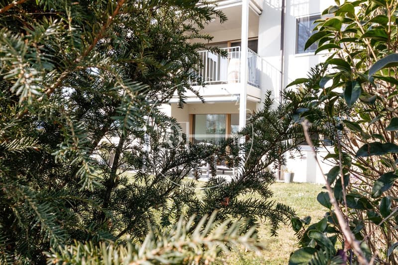 Exclusive: Quiet apartment with large private garden (7)