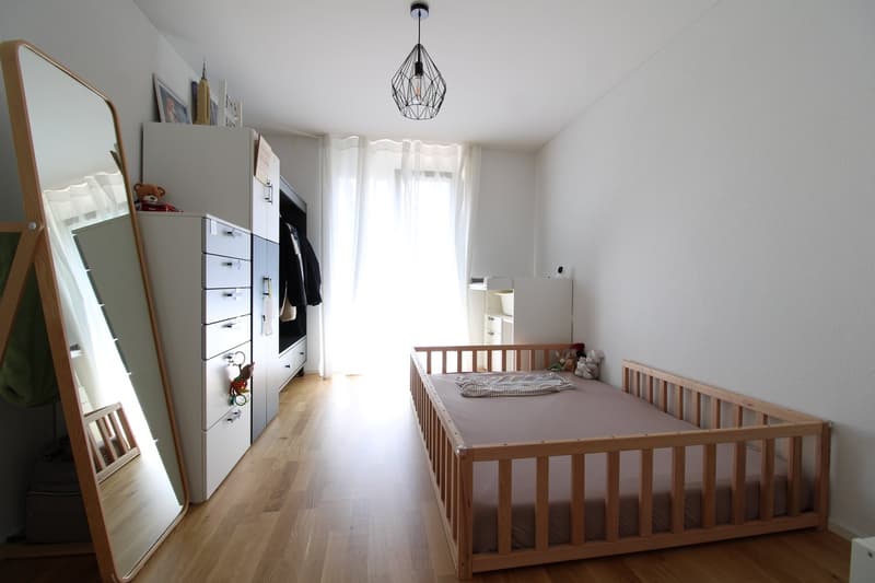 Charming and bright 3.5-room apartment (ground floor) (7)