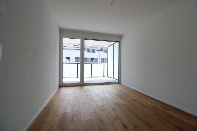 Charmante und helle 2.5 Zimmer-Wohnung (2)