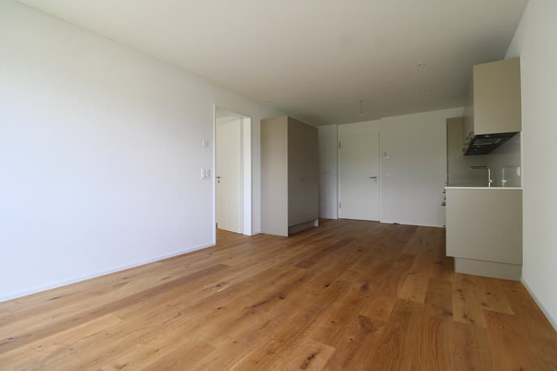 Charmante und helle 2.5 Zimmer-Wohnung (5)