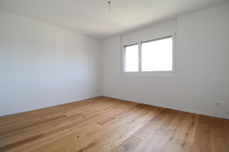 Moderne 4.5-Zimmerwohnung mit zwei Bädern und gemütlichem Sitzplatz (6)