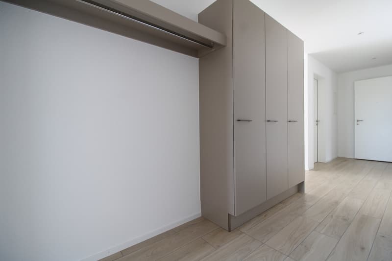 Moderne 4.5-Zimmerwohnung mit zwei Bädern und gemütlichem Sitzplatz (9)