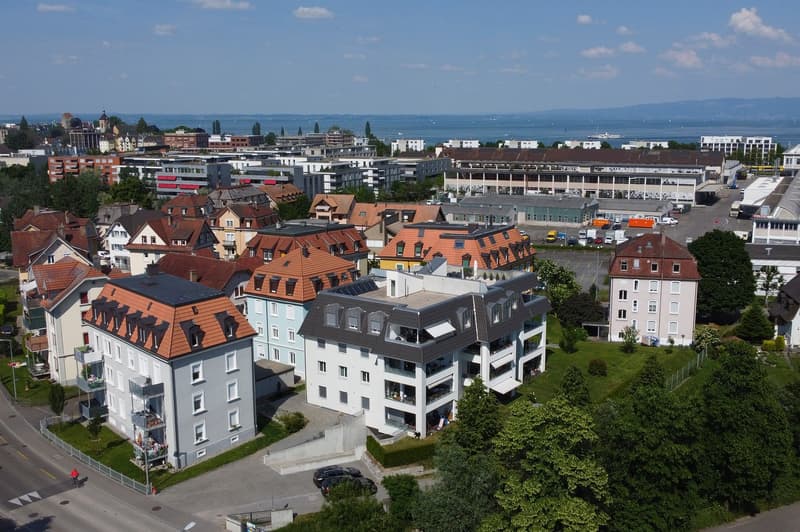 Stilvolle 3.5-Zimmerwohnung mit grosser Terrasse in Arbon (9)