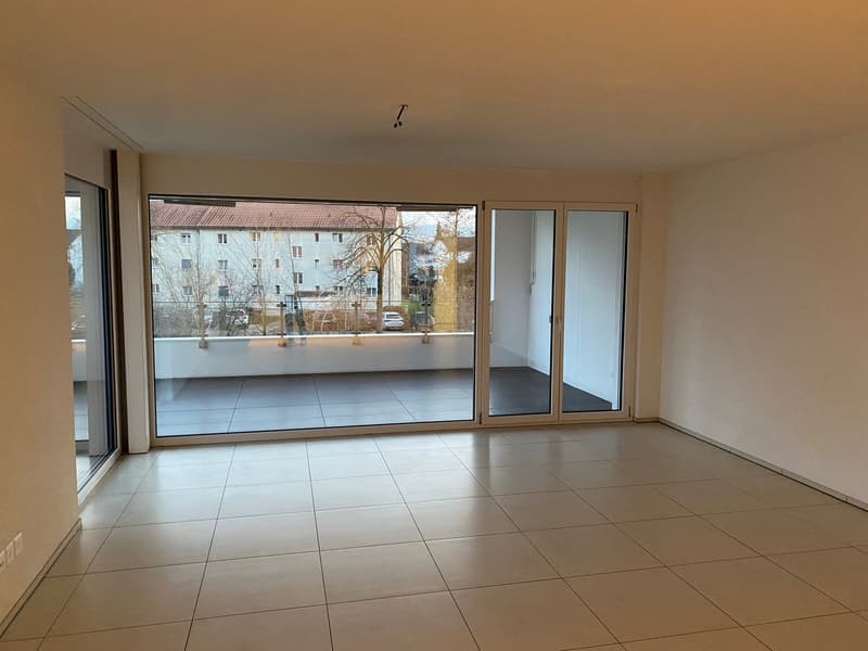 Stilvolle 3.5-Zimmerwohnung mit grosser Terrasse in Arbon (3)