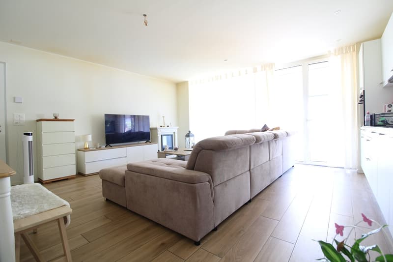 Stilvoll wohnen in moderner 2.5-Zimmerwohnung (3)