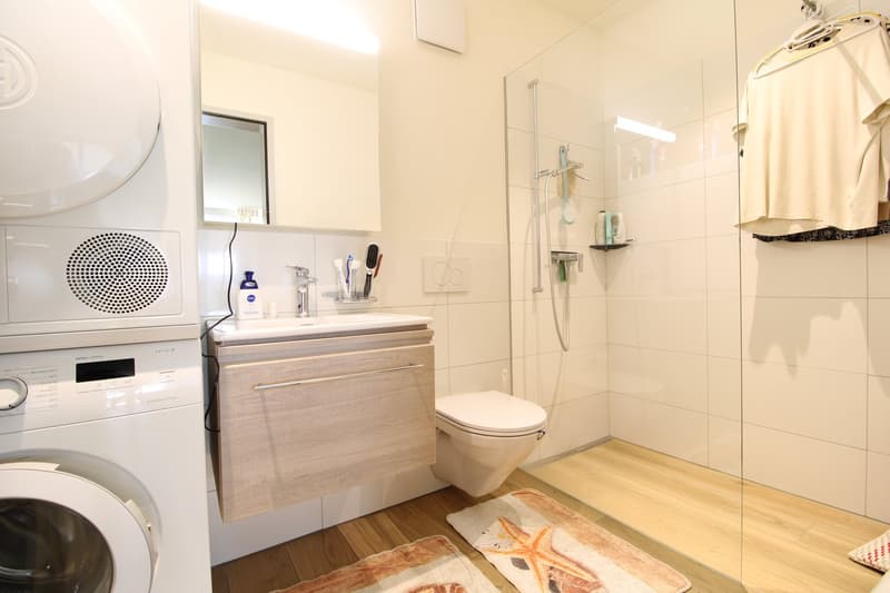 Stilvoll wohnen in moderner 2.5-Zimmerwohnung (6)