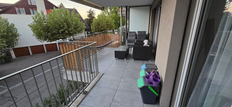 Moderne 2.5-Zimmer-Wohnung mit Stil und Komfort (8)