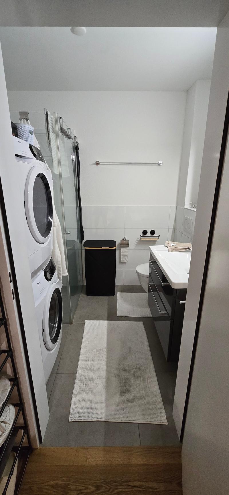 Moderne 2.5-Zimmer-Wohnung mit Stil und Komfort (4)