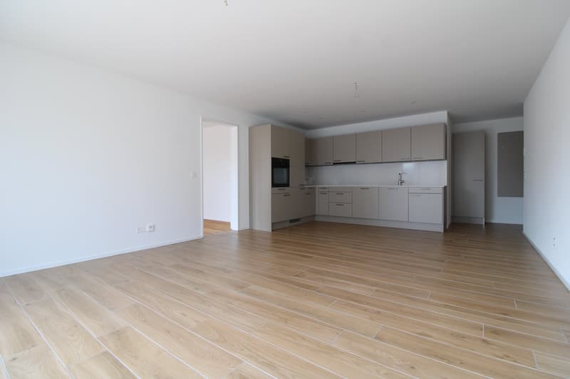 Moderne 3.5-Zimmer-Wohnung mit grosszügigem Balkon in Niederuzwil (2)