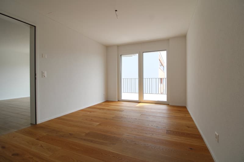 Moderne 3.5-Zimmer-Wohnung mit grosszügigem Balkon in Niederuzwil (6)