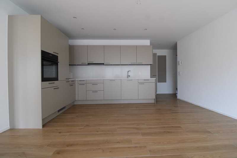 Moderne 3.5-Zimmer-Wohnung mit grosszügigem Balkon in Niederuzwil (3)