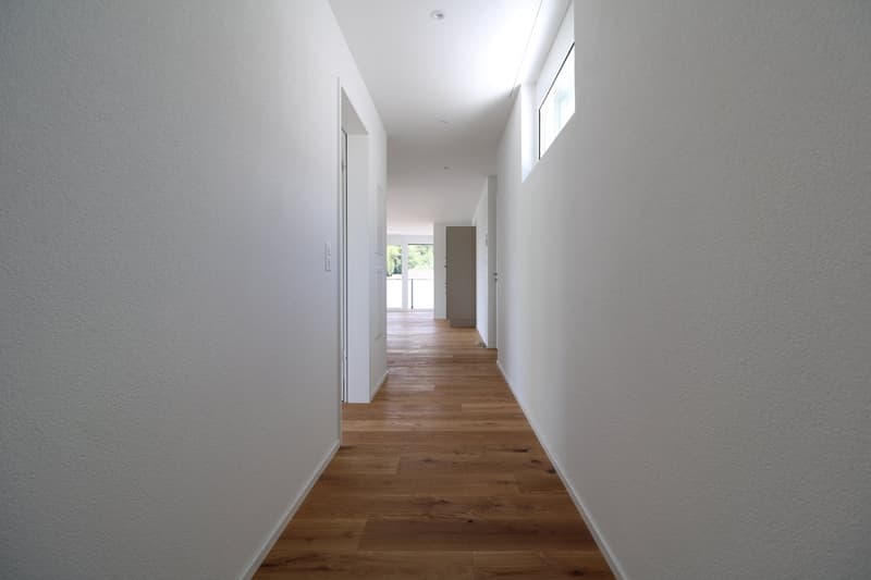 Charmante und helle 2.5 Zimmer-Wohnung (8)