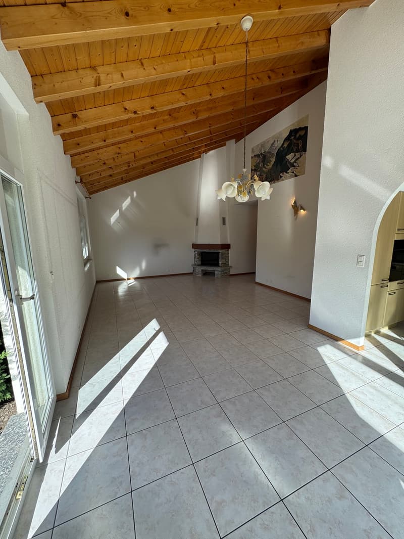 Magnificent individual villa with panoramic views of the mountains in Conthey (15)