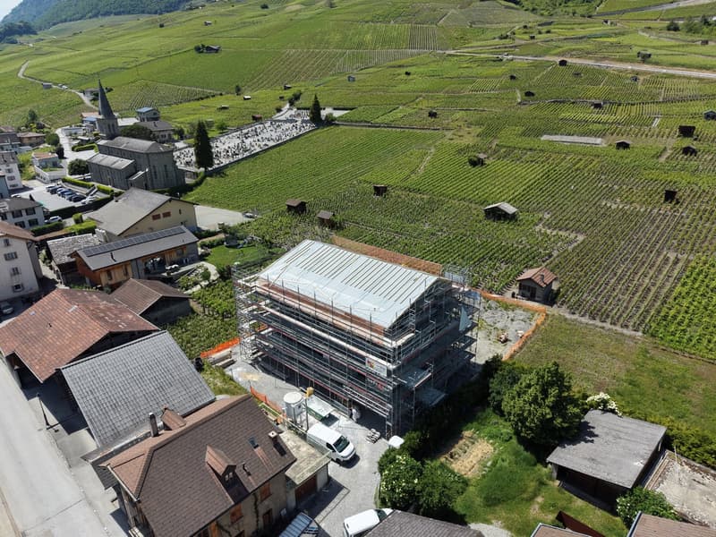 New 3.5-room apartment with balcony and beautiful view in Leytron (4)