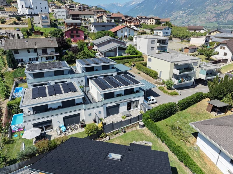 Casa familiare moderna di 5.5 locali a Saxon – Vista panoramica sulle montagne (2)