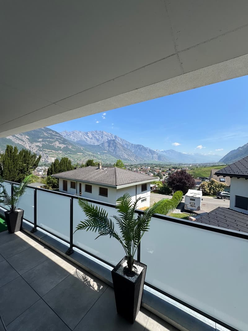 Casa familiare moderna di 5.5 locali a Saxon – Vista panoramica sulle montagne (16)