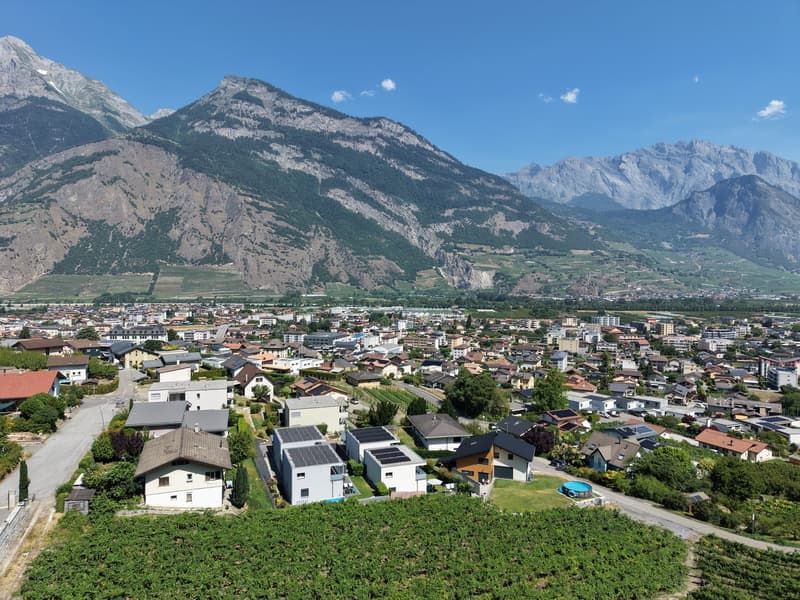 Casa familiare moderna di 5.5 locali a Saxon – Vista panoramica sulle montagne (22)