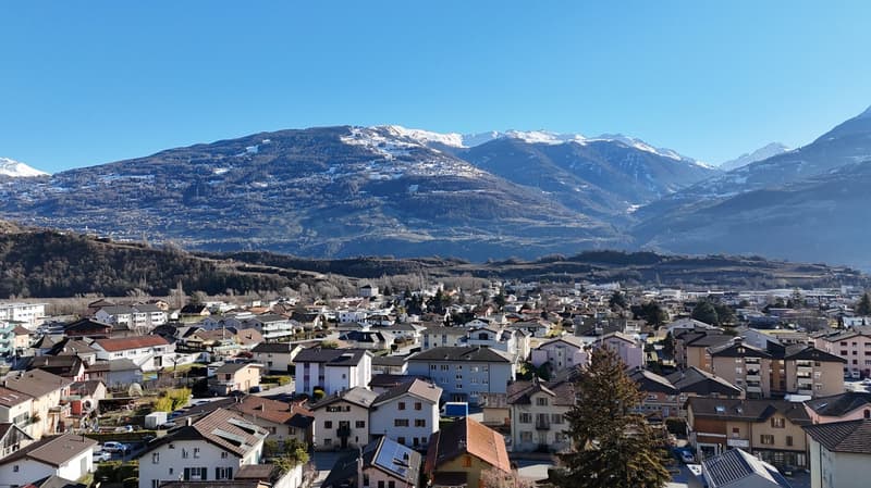 Appartamento nuovo di 3,5 locali con vista panoramica a Conthey (11)