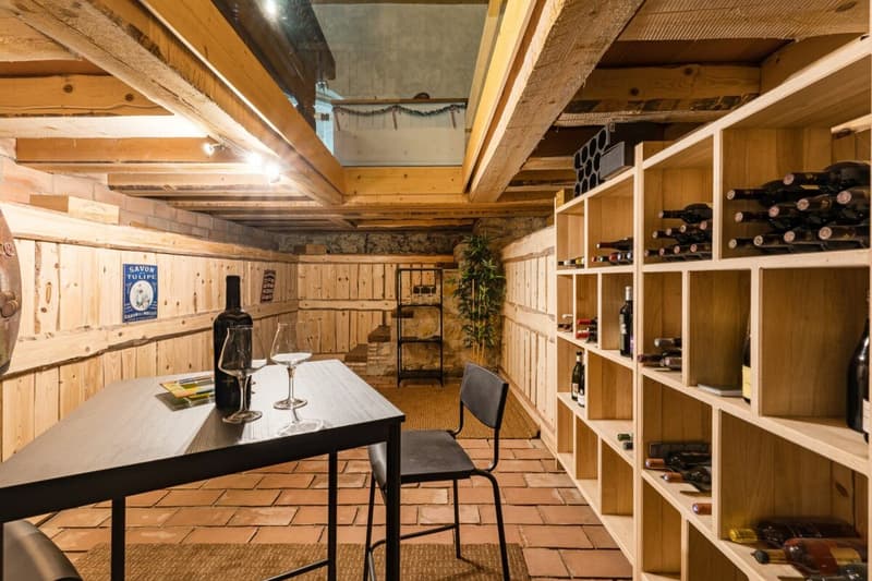 An Exceptional Property Blending Contemporary Elegance with Rustic Authenticity (4)