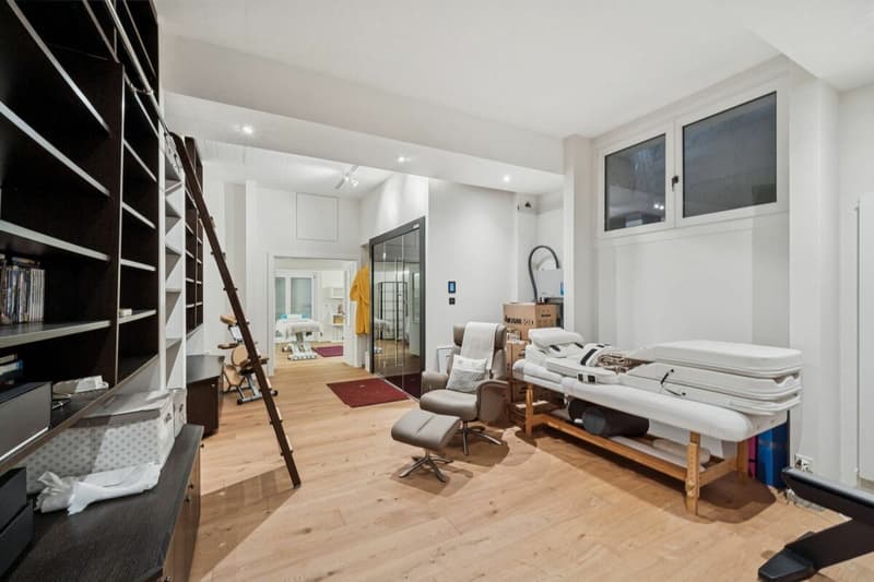 Magnificent property with a detached mazot and outdoor swimming pool (15)
