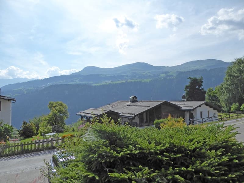 The feel-good apartment in Waltensburg, close to the Breil/Brigels ski resort (2)