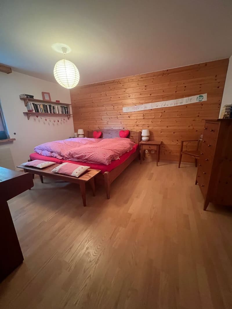 The feel-good apartment in Waltensburg, close to the Breil/Brigels ski resort (12)