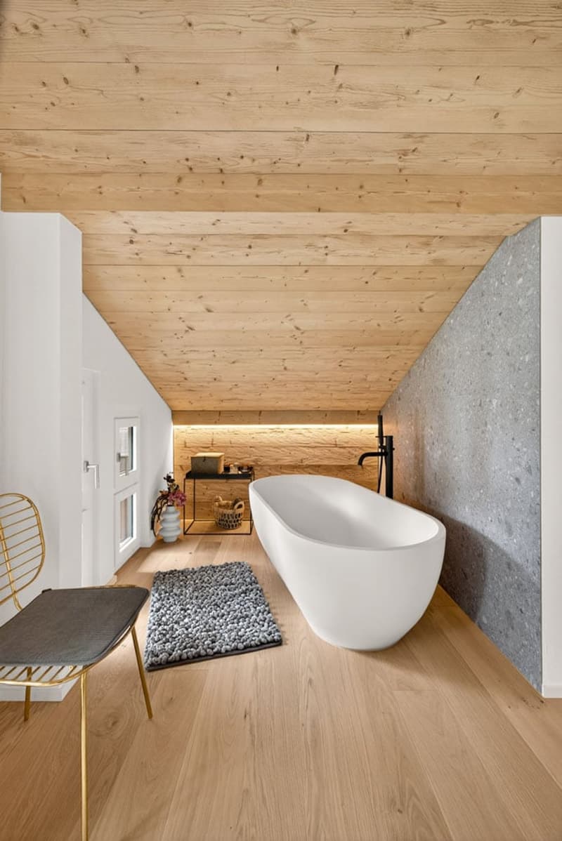 Die exklusive Traumwohnung an bester Lage mit Ski-in und Ski-out in Laax Murschetg (12)