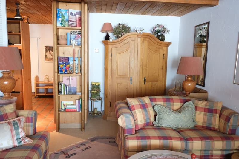 A 2.5-room apartment with a gallery in a prime location in Laax (4)