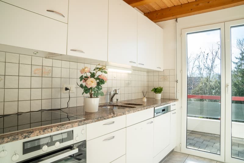 Appartamento di 4½ locali con galleria | ultimo piano | posizione soleggiata a sud a Sutz (5)