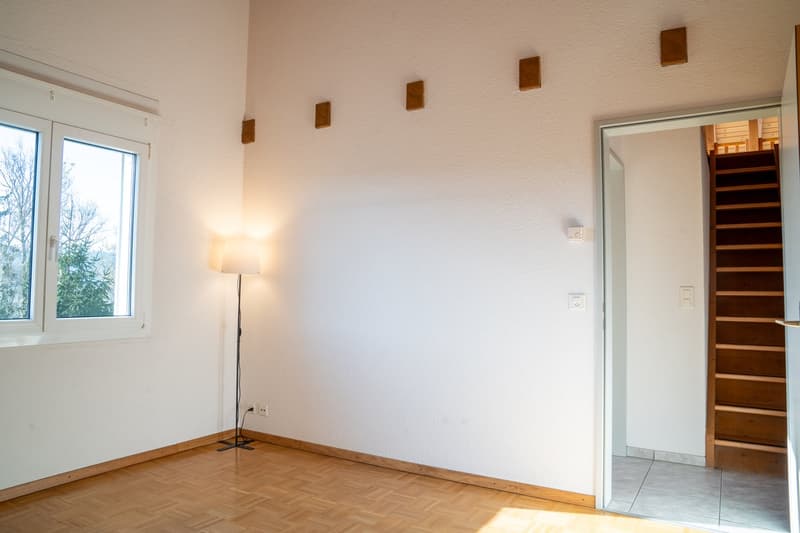 Appartamento di 4½ locali con galleria | ultimo piano | posizione soleggiata a sud a Sutz (11)