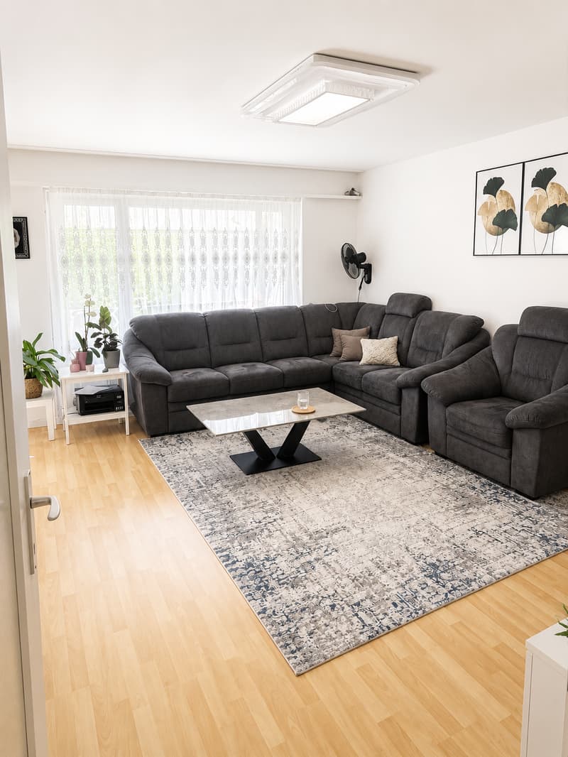 Abitare generoso - tutto moderno con balcone nel verde! (3)
