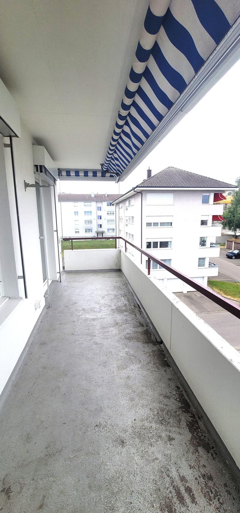 Abitare generoso - moderno con balcone nel verde! (8)
