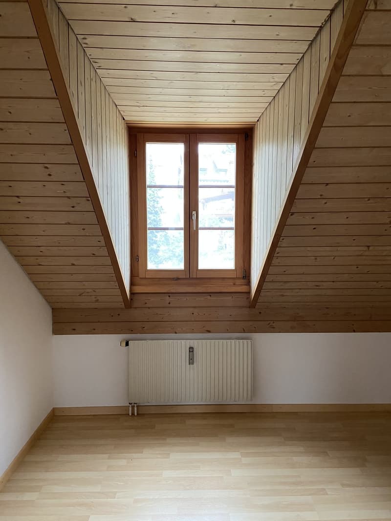 Stilvolle Dachwohnung mit Balkon und grosser Galerie! (4)