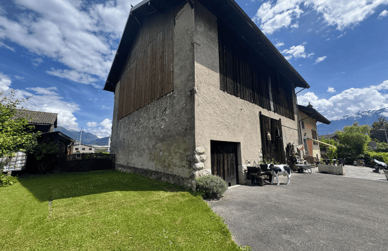 Opportunità sviluppatore – Fattoria abitabile + granaio da sviluppare – Collombey (3)
