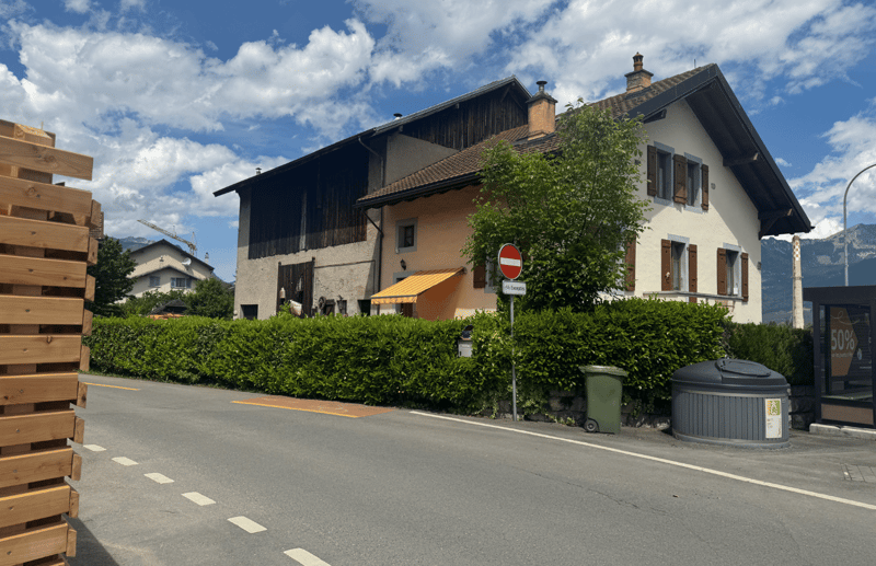 Opportunità sviluppatore – Fattoria abitabile + granaio da sviluppare – Collombey (2)