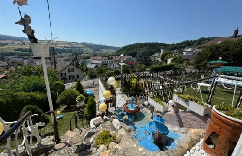 Maison individuelle de 8 pièces et 5 garages (vente à terme à 5 ans) (5)