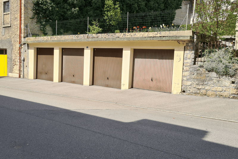 Charmant immeuble en viager semi-occupé à St-Imier (3)
