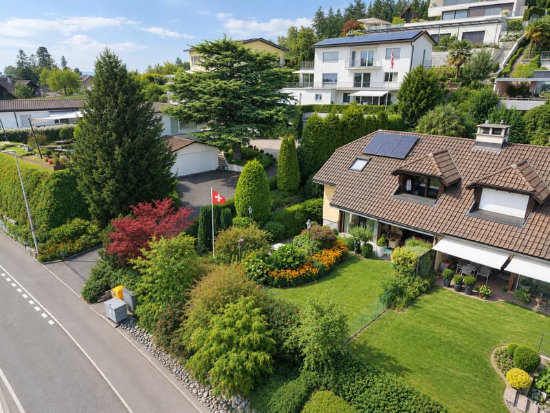 Charmantes 5.5-Zimmer-Doppeleinfamilienhaus (12)