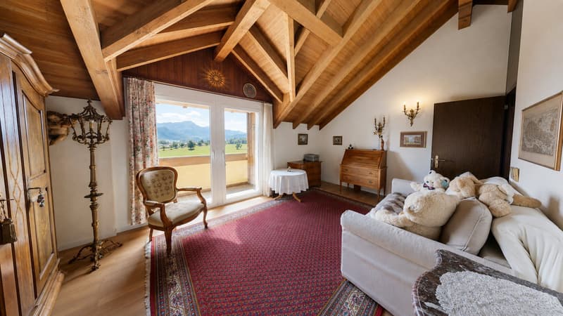 Charmantes 5.5-Zimmer-Doppeleinfamilienhaus (6)