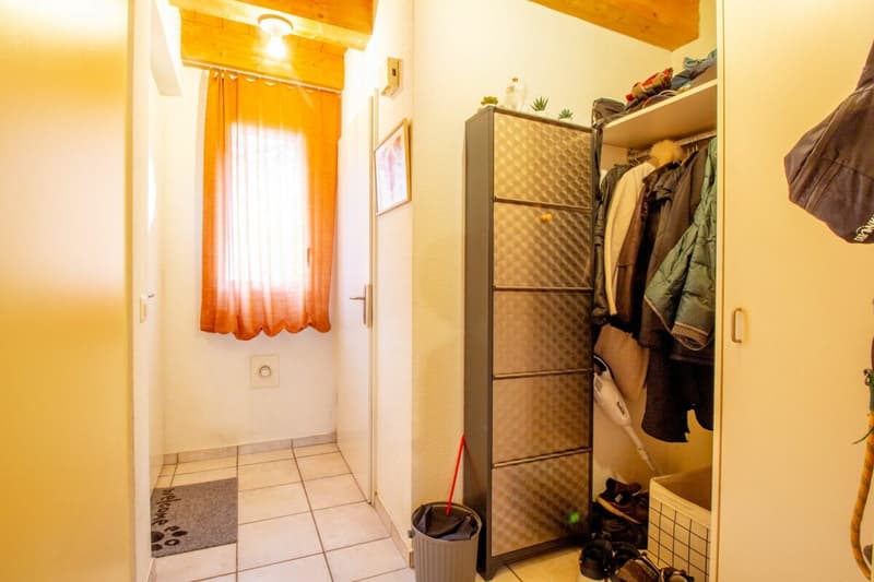 Maison de rangée de 5,5 pièces avec grand grenier utilisable (6)