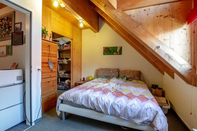 Maison de rangée de 5,5 pièces avec grand grenier utilisable (10)