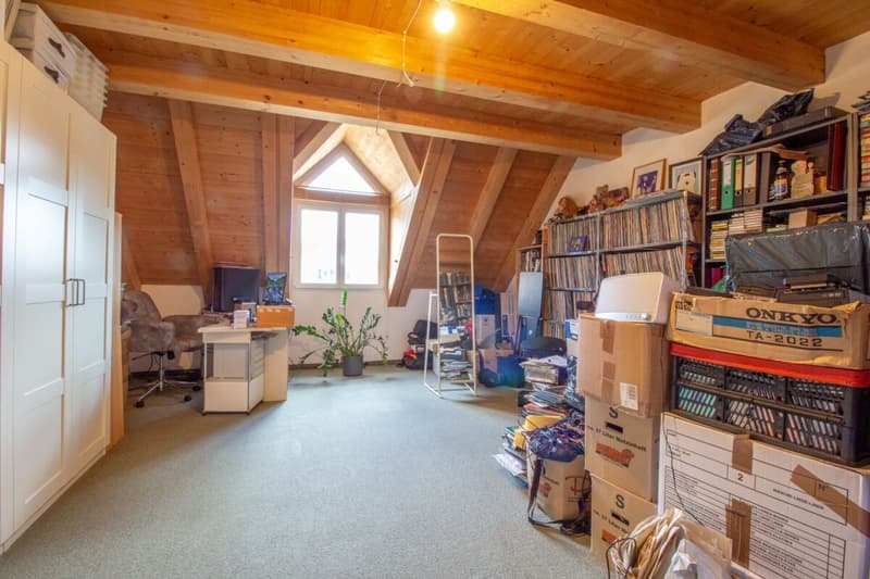 Maison de rangée de 5,5 pièces avec grand grenier utilisable (5)