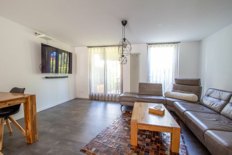 Renovated and family-friendly 5.5 room row house (7)