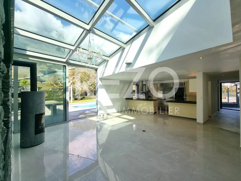 Architect-designed villa with swimming pool and sauna - Fully (3)