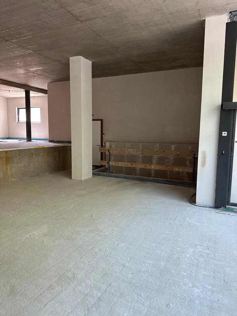 A vendre local commercial en plein coeur de Sion (10)